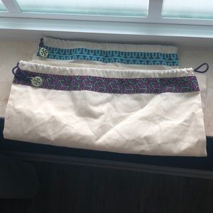 1 Blue Tory Burch dust bag w/charm